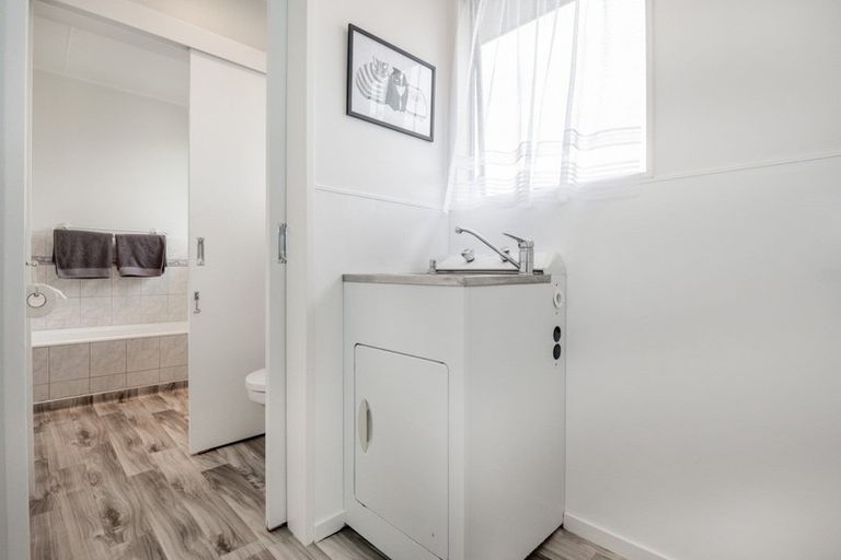 Photo of property in 18 Scott Drive, Flaxmere, Hastings, 4120