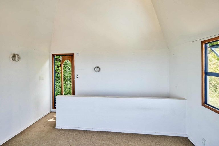 Photo of property in 164 The Esplanade, Houghton Bay, Wellington, 6023