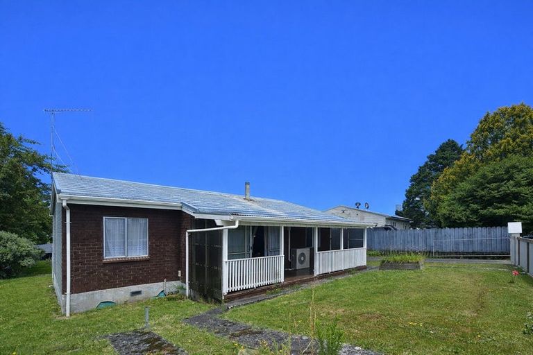 Photo of property in 16 Esk Crescent, Tokoroa, 3420