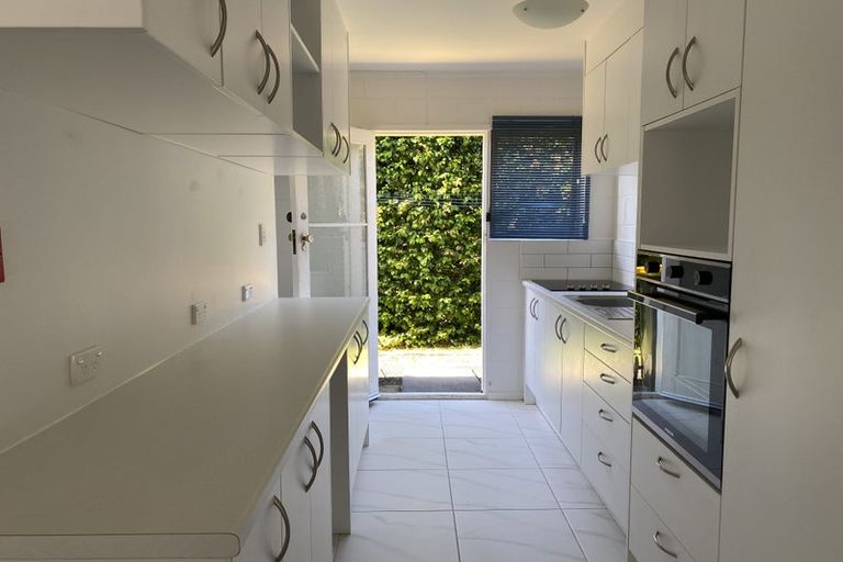 Photo of property in 3/767 Beach Road, Browns Bay, Auckland, 0630