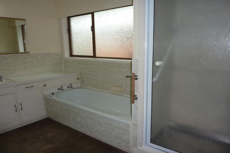 Photo of property in 1/44 Wallace Road, Papatoetoe, Auckland, 2025