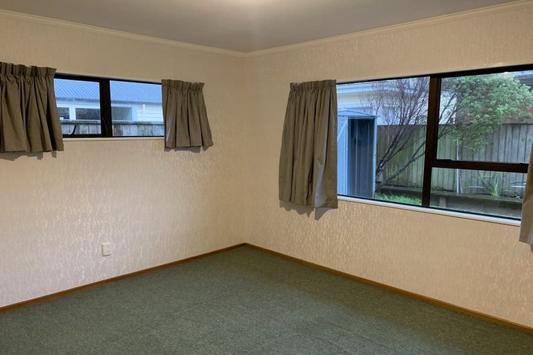 Photo of property in 63 Waiwhetu Road, Waterloo, Lower Hutt, 5011