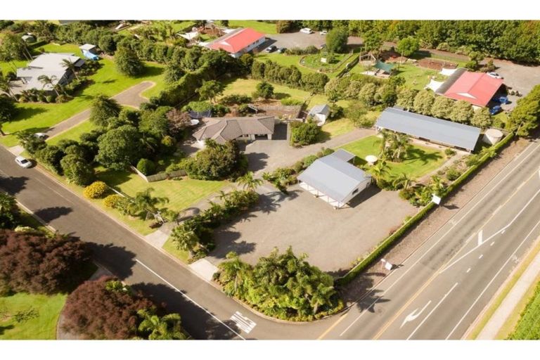 Photo of property in 2 Cochrane Drive, Kerikeri, 0230