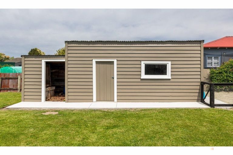 Photo of property in 51 Rhodes Street, Waimate, 7924