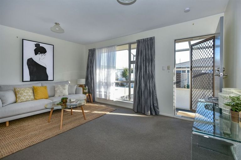 Photo of property in 2/117 Beresford Street, New Brighton, Christchurch, 8061