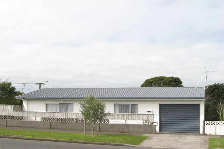 Photo of property in 1/1 Normanby Street, Fitzroy, New Plymouth, 4312
