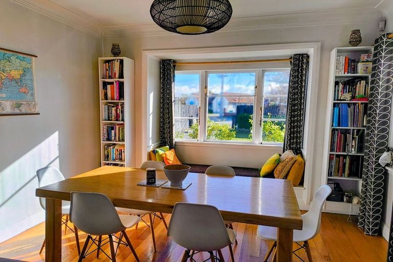 Photo of property in 135 Ngaumutawa Road, Masterton, 5810