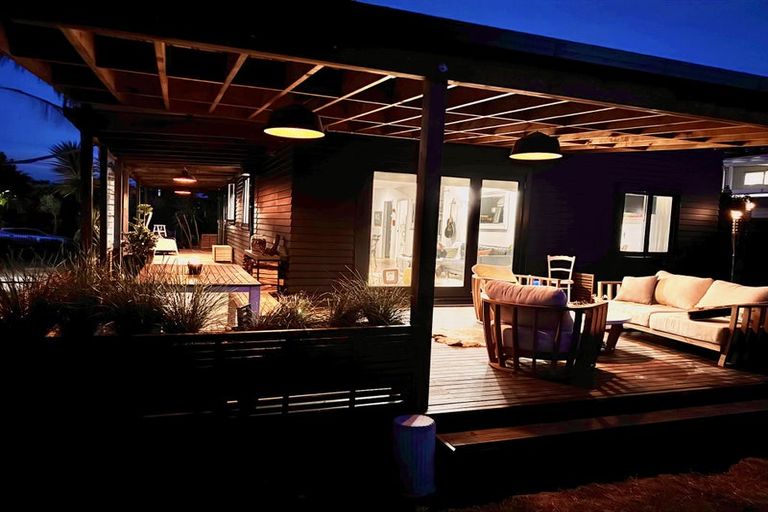 Photo of property in 50 Great North Road, Riverhead, 0820