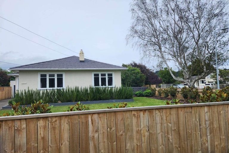 Photo of property in 26 Burton Avenue, Whanganui East, Whanganui, 4500