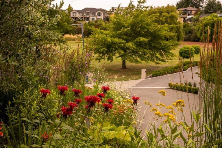 Photo of property in 10 Avignon Place, Fairhall, 7272