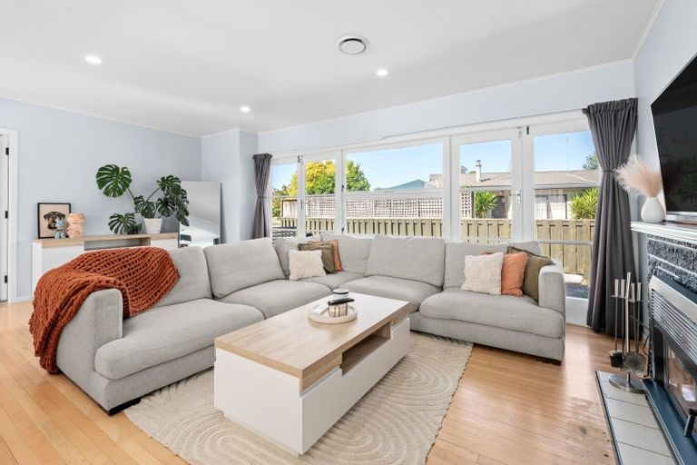 Photo of property in 12 Bruce Avenue, Glenview, Hamilton, 3206