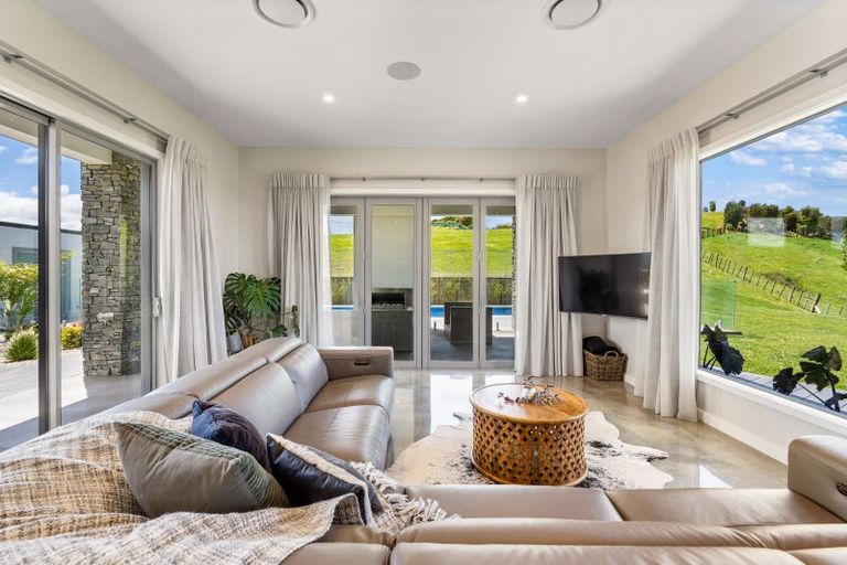 Photo of property in 171 Eskridge Drive, Eskdale, Napier, 4182