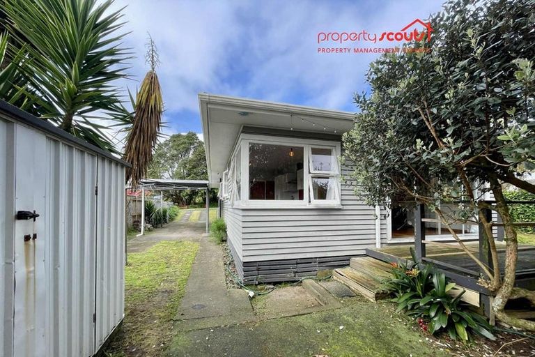Photo of property in 15 Beaumont Crescent, Frankleigh Park, New Plymouth, 4310