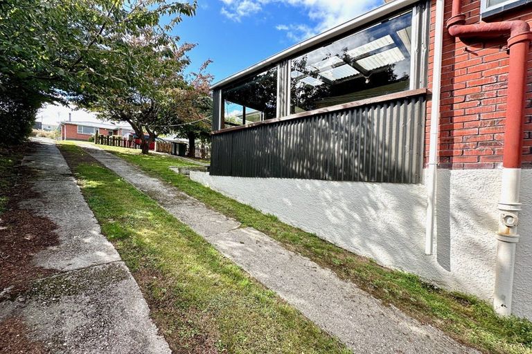 Photo of property in 30 Stamford Street, Balclutha, 9230
