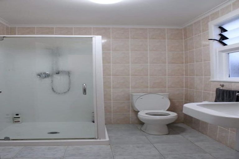 Photo of property in 13 Rewa Road, Three Kings, Auckland, 1024