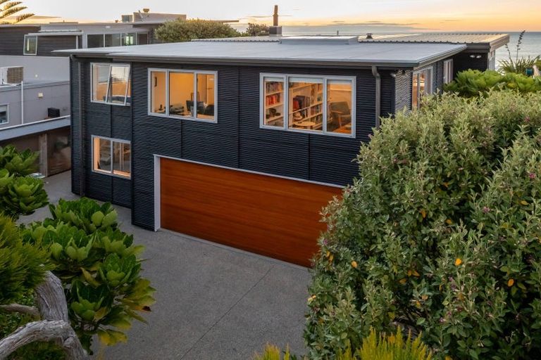 Photo of property in 80 The Esplanade, Raumati South, Paraparaumu, 5032