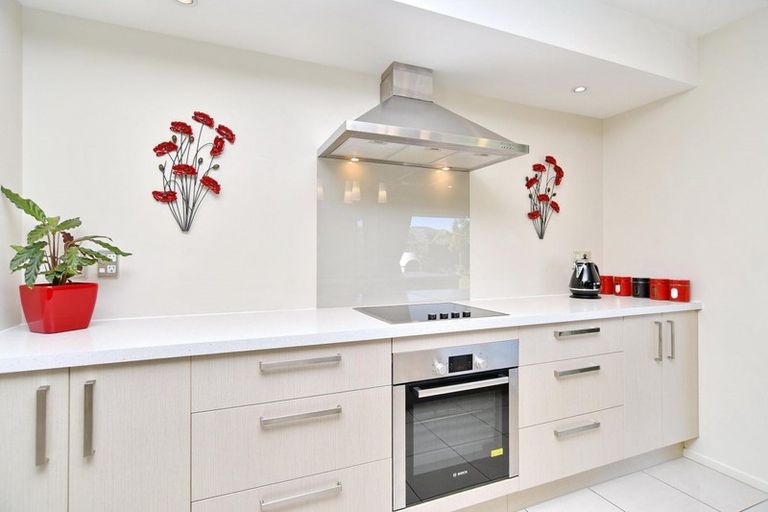 Photo of property in 16 Beech Drive, Rangiora, 7400