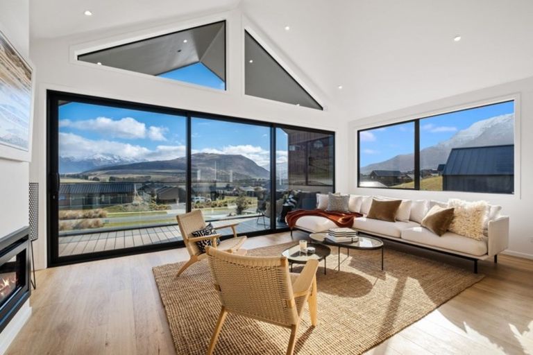 Photo of property in 3b Glenelg Lane, Jacks Point, 9371