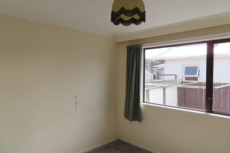Photo of property in 2 Kirkcaldy Street, Petone, Lower Hutt, 5012