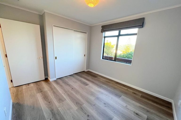 Photo of property in 12a Pekanga Road, Normandale, Lower Hutt, 5010