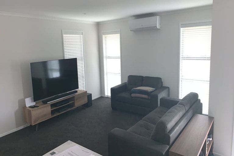 Photo of property in 28 Pakanga Grove, Pyes Pa, Tauranga, 3112