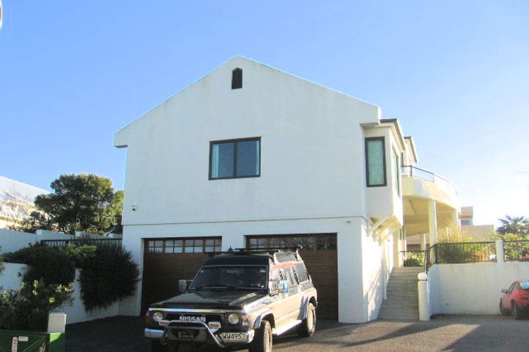 Photo of property in 14 Harvey Road, Bluff Hill, Napier, 4110