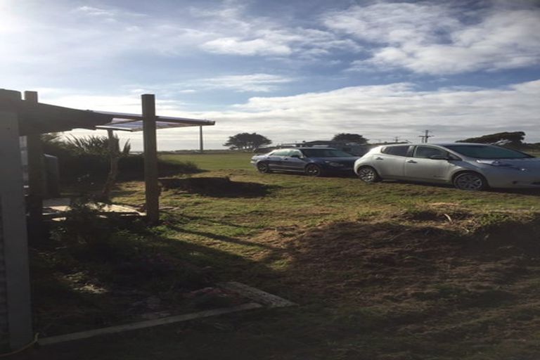 Photo of property in 1342 Coast Road, Toko Mouth, Milton, 9292