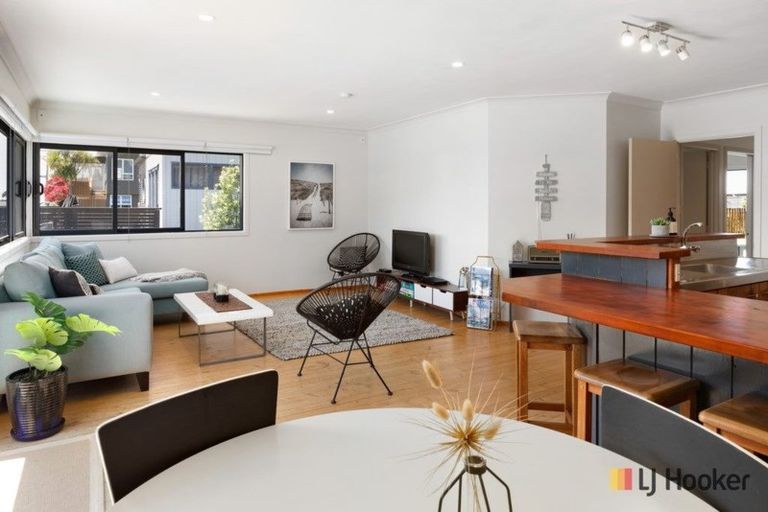 Photo of property in 17 Brighton Road, Waihi Beach, 3611