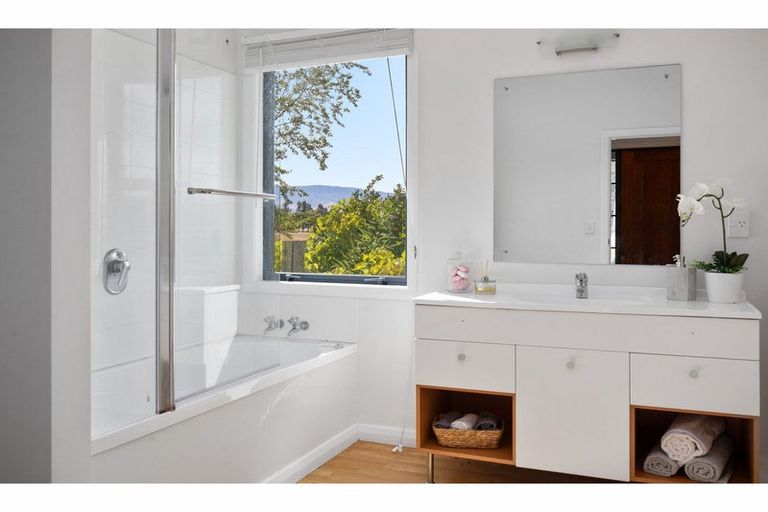 Photo of property in 154 Hillview Road, Alexandra, 9391