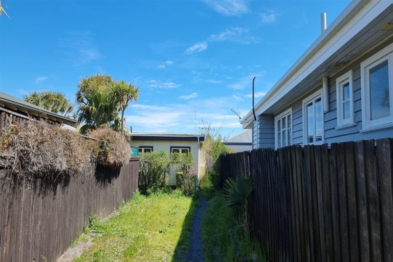 Photo of property in 2/99 Bassett Street, Burwood, Christchurch, 8083
