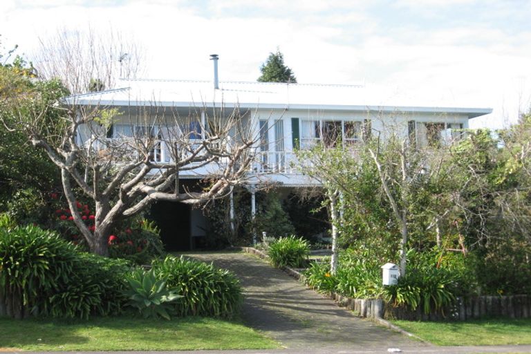 Photo of property in 119 Victory Street, Welcome Bay, Tauranga, 3112