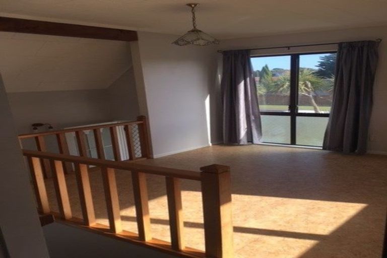 Photo of property in 56a Ocean Road, Paraparaumu Beach, Paraparaumu, 5032