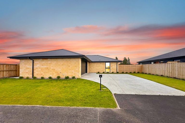 Photo of property in 52 Strowan Avenue, Elgin, 7700