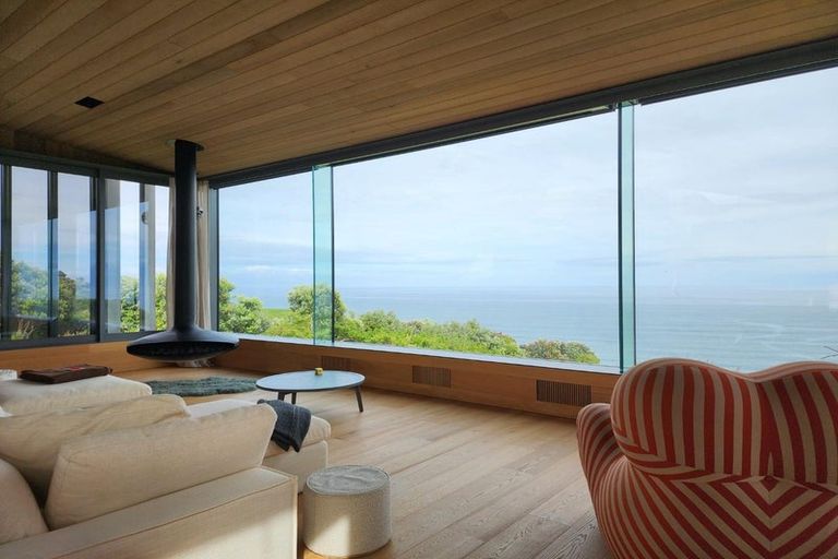 Photo of property in 20 Washer Road, Omata, New Plymouth, 4374