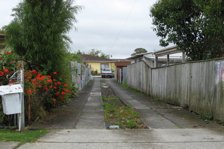 Photo of property in 33 Hall Avenue, Mangere, Auckland, 2022