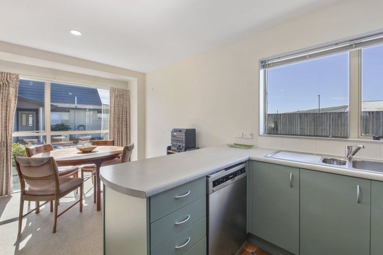 Photo of property in Rivertown Villas, 150 Williams Street, Kaiapoi, 7630