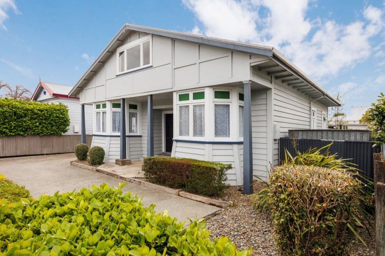 Photo of property in 33 Fitzroy Street, Terrace End, Palmerston North, 4410