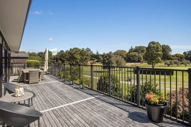 Photo of property in 57 Links View Drive, Omokoroa, 3114