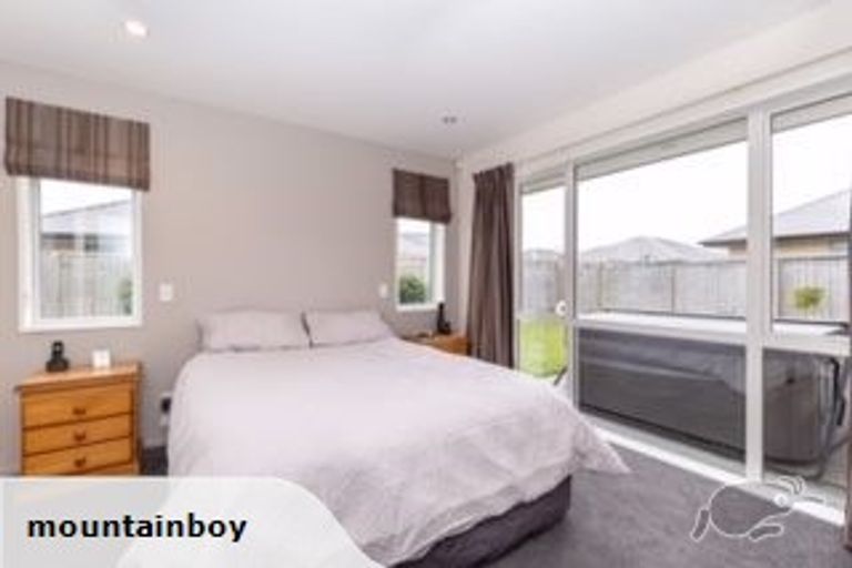 Photo of property in 11 Brockelbank Drive, Kaiapoi, 7630