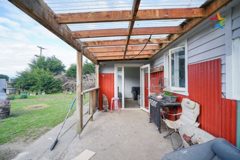 Photo of property in 16 Derby Street, Woodend, Invercargill, 9877