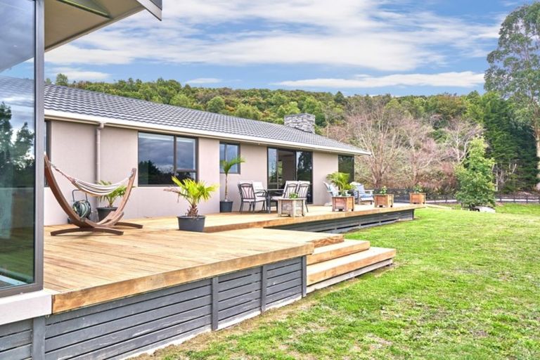 Photo of property in 25 Whisky Way, Aokautere, Palmerston North, 4471