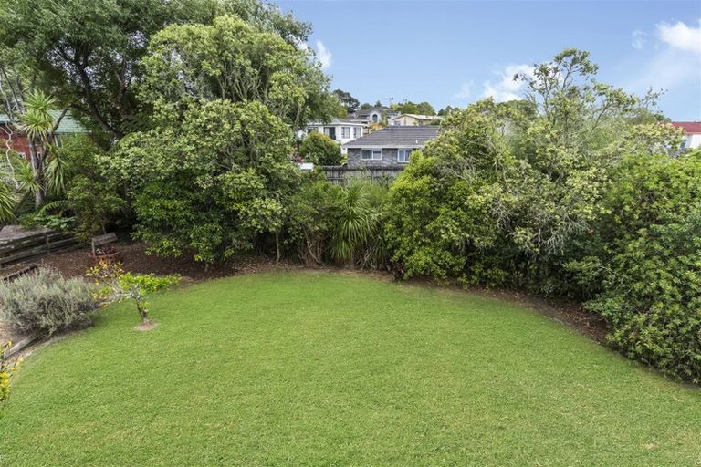 Photo of property in 49 Brunner Road, Glen Eden, Auckland, 0602