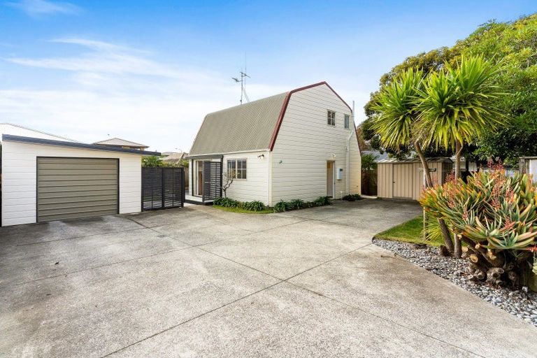 Photo of property in 259b Dickson Road, Papamoa Beach, Papamoa, 3118