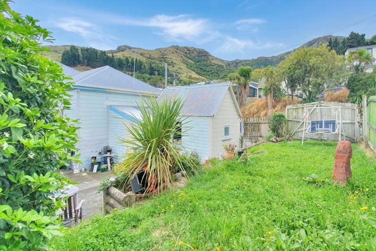 Photo of property in 29 Ripon Street, Lyttelton, 8082