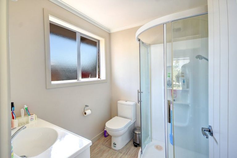 Photo of property in 73 Severn Street, Green Island, Dunedin, 9018