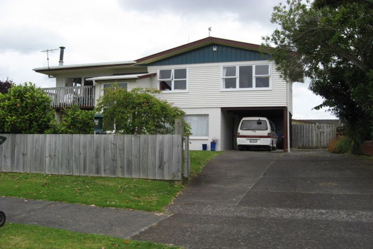 Photo of property in 36 Waterlea Avenue, Mangere Bridge, Auckland, 2022