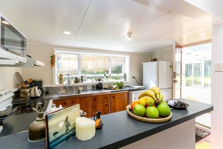 Photo of property in 59 Lorna Street, Lynmouth, New Plymouth, 4310