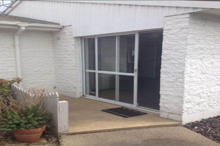 Photo of property in 188b Bay View Road, South Dunedin, Dunedin, 9012