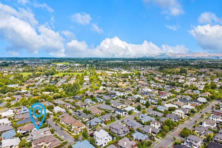 Photo of property in 33 Applefield Court, Northwood, Christchurch, 8051