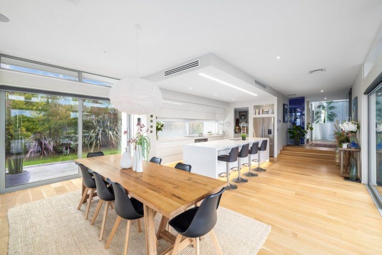 Photo of property in 2 Aglaia Place, Cracroft, Christchurch, 8022